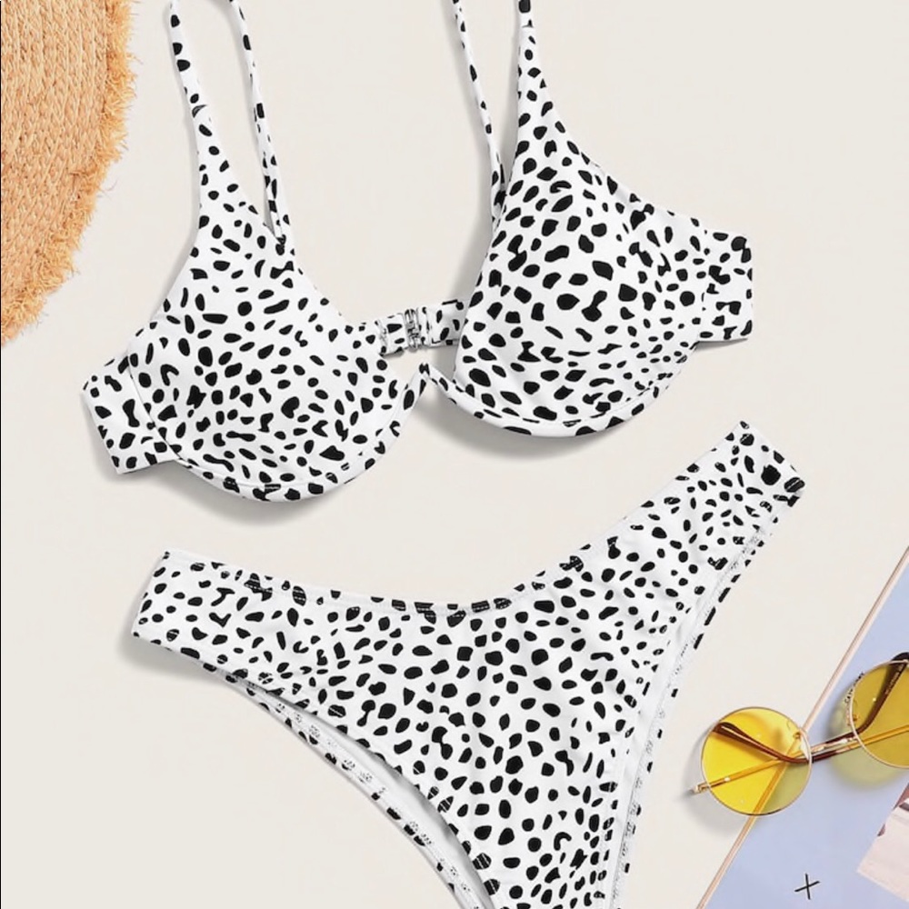 Black and White Print Bikini S top M bottom!!!